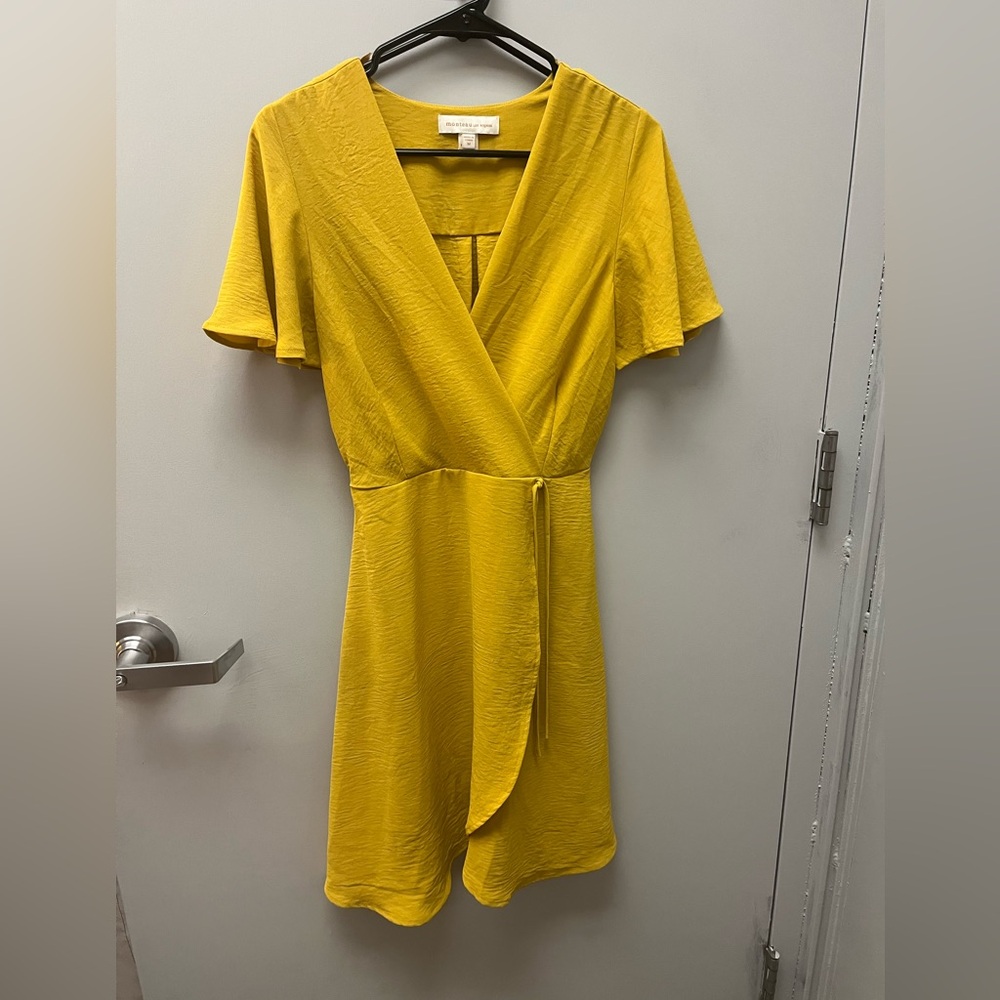 Monteau flowy golden yellow dress